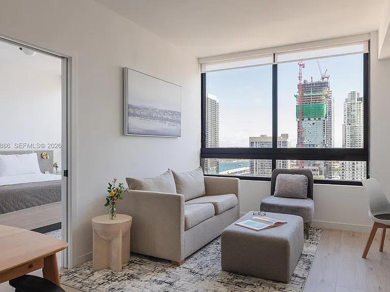 225 N Miami Ave #3203 — Photo 1
