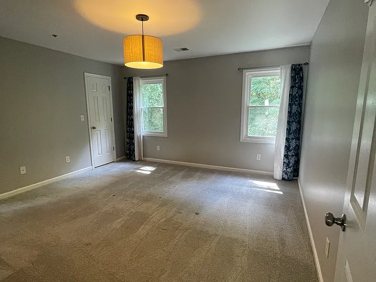 2770 North Ave SE — Photo 13