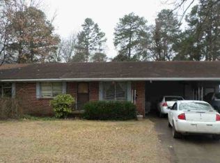 911 E Locke St, Ashdown, AR 71822