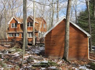 154 Liberty Ln, Lackawaxen, PA 18435