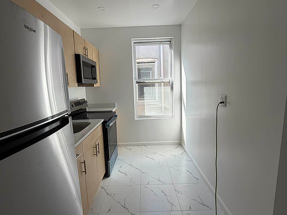 3rd image of 8627 5th Ave #3R