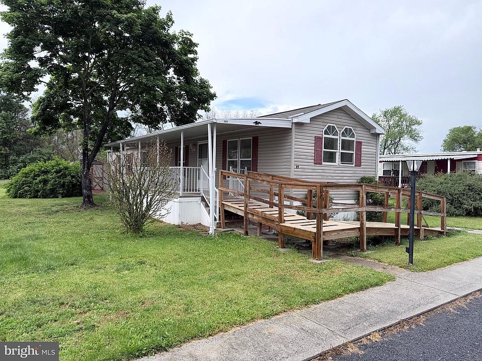 1st image of 17 Coral Dr