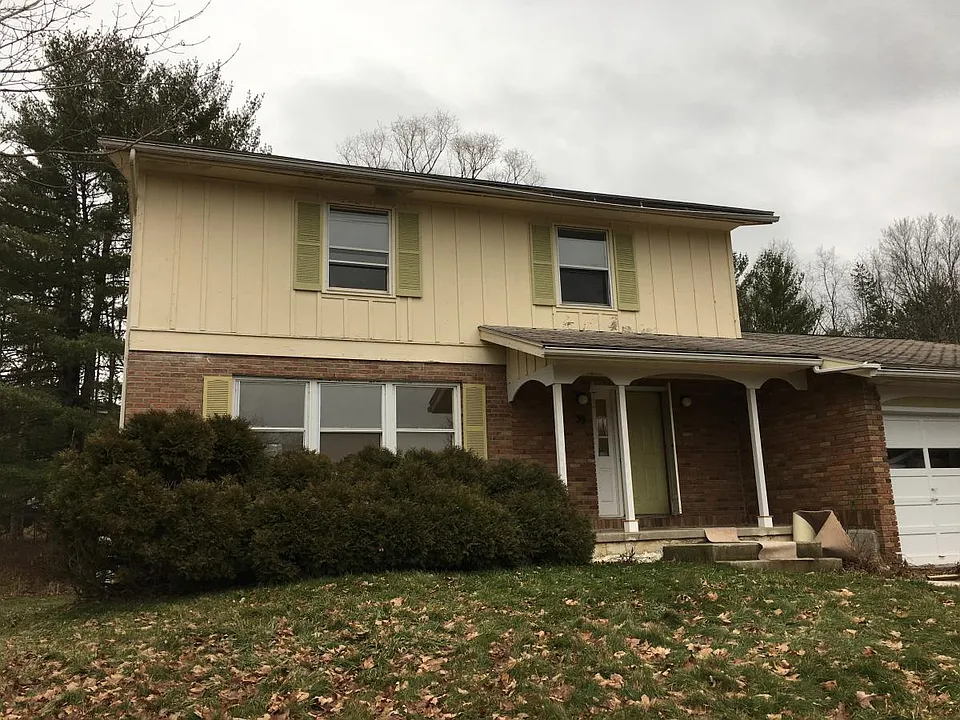 39 Highgate Cir #2