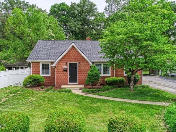 1430 Valley St, Kingsport, TN 37660