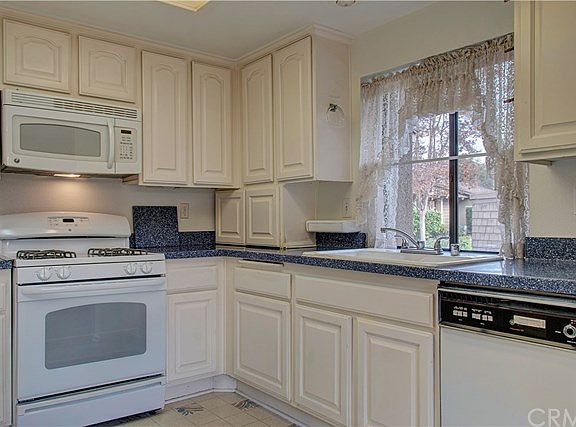 3rd image of 15965 Alta Vista Dr Unit D