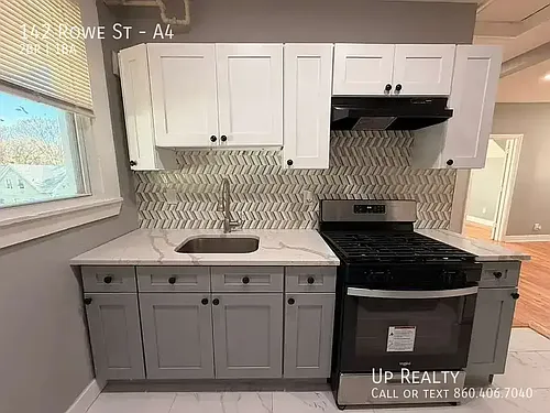 142 Rowe St #A4 Photo 1