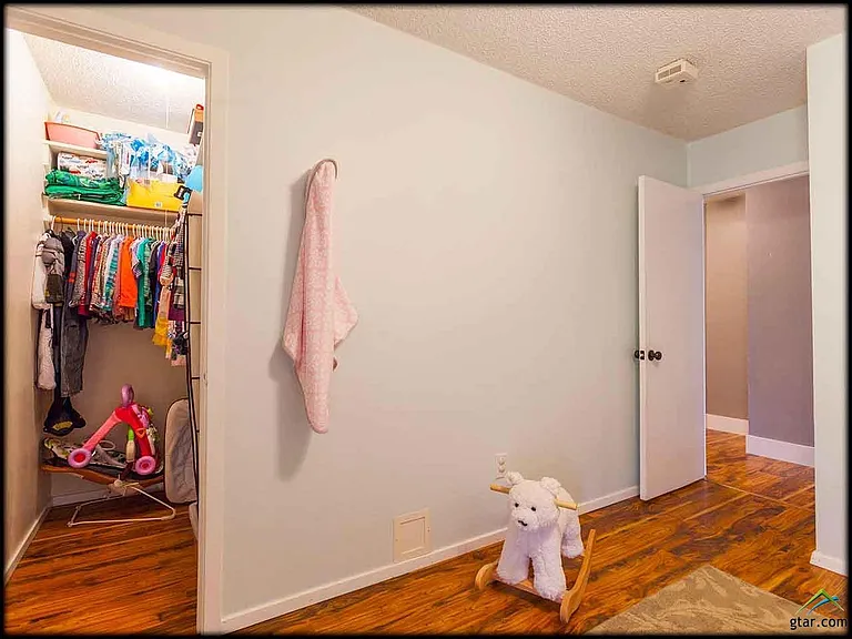16608 Echo Glen Dr — Photo 19