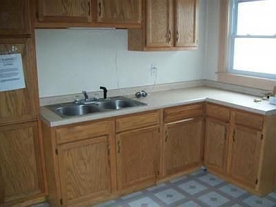 5th image of 640 S 10th St