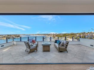 221 Carnation Ave, Corona Del Mar, CA 92625