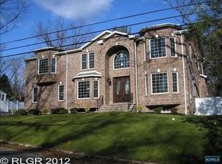 63 Woodland Rd, Demarest, NJ 07627