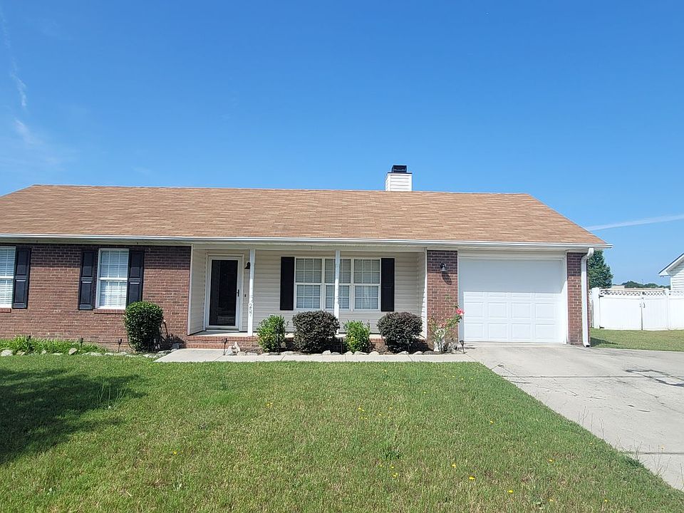 1st image of 257 Northwoods Dr