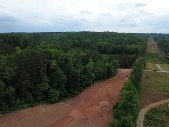3rd image of 1222 Pates Creek Rd #55