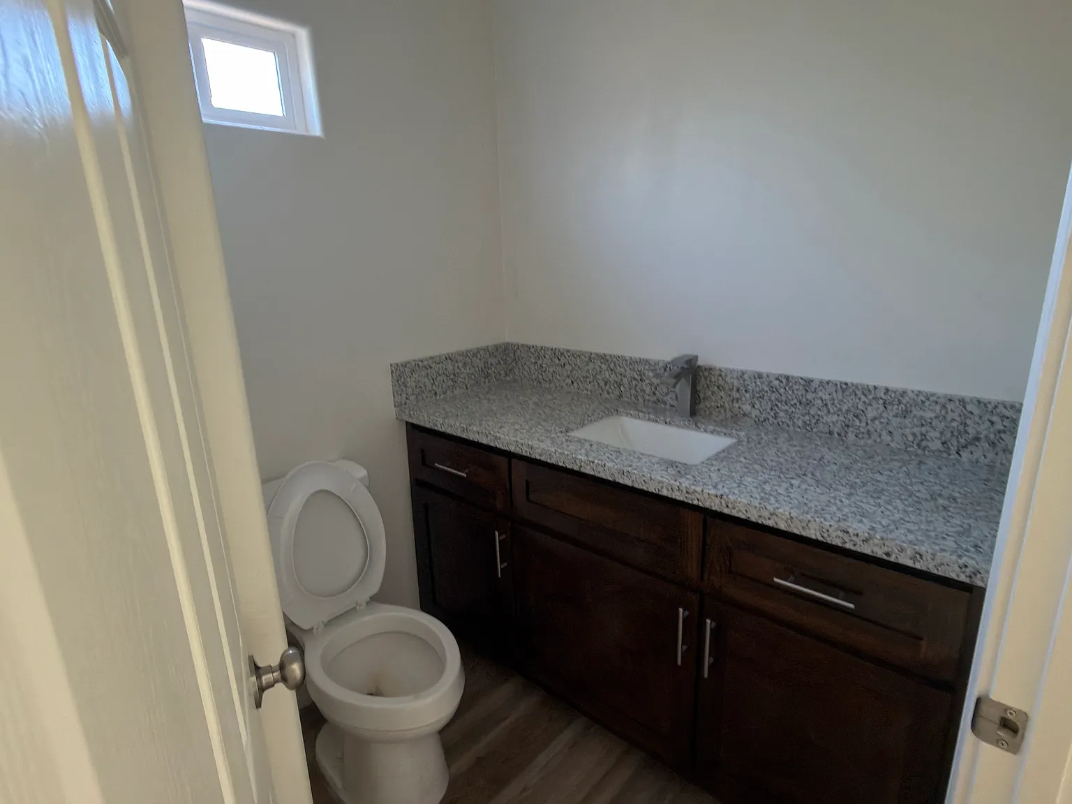 2 bed, 1100 sqft, $2,000 — Photo 4