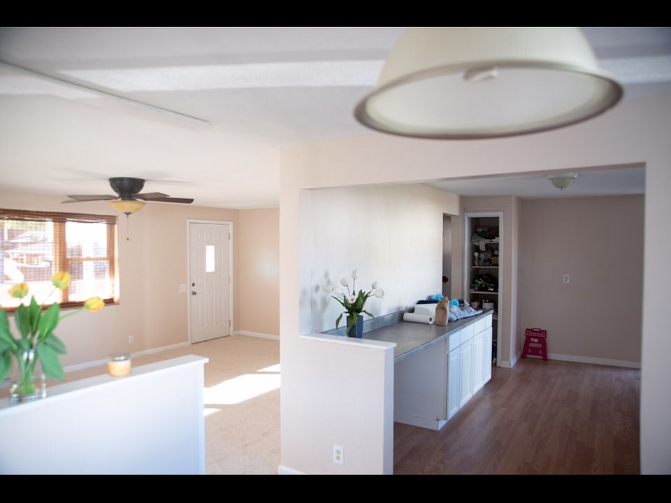 1st image of 2201 Capital Dr