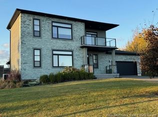 44 Bicentennial Dr, Woodstock, NB E7M0B3
