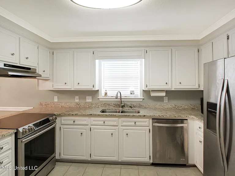 114 Trace Ridge Dr — Photo 6