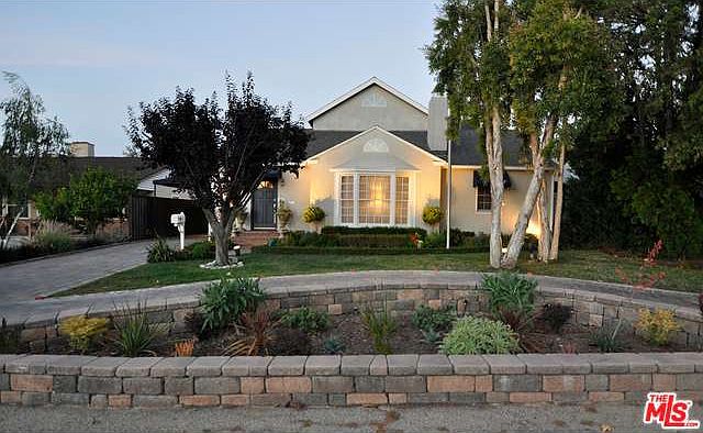 1st image of 4028 Alcove Ave