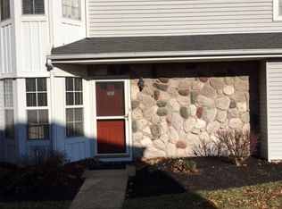 701 Hopkins Ct, Southampton, PA