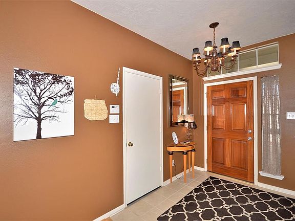 3rd image of 1526 Crescent Shores Ln