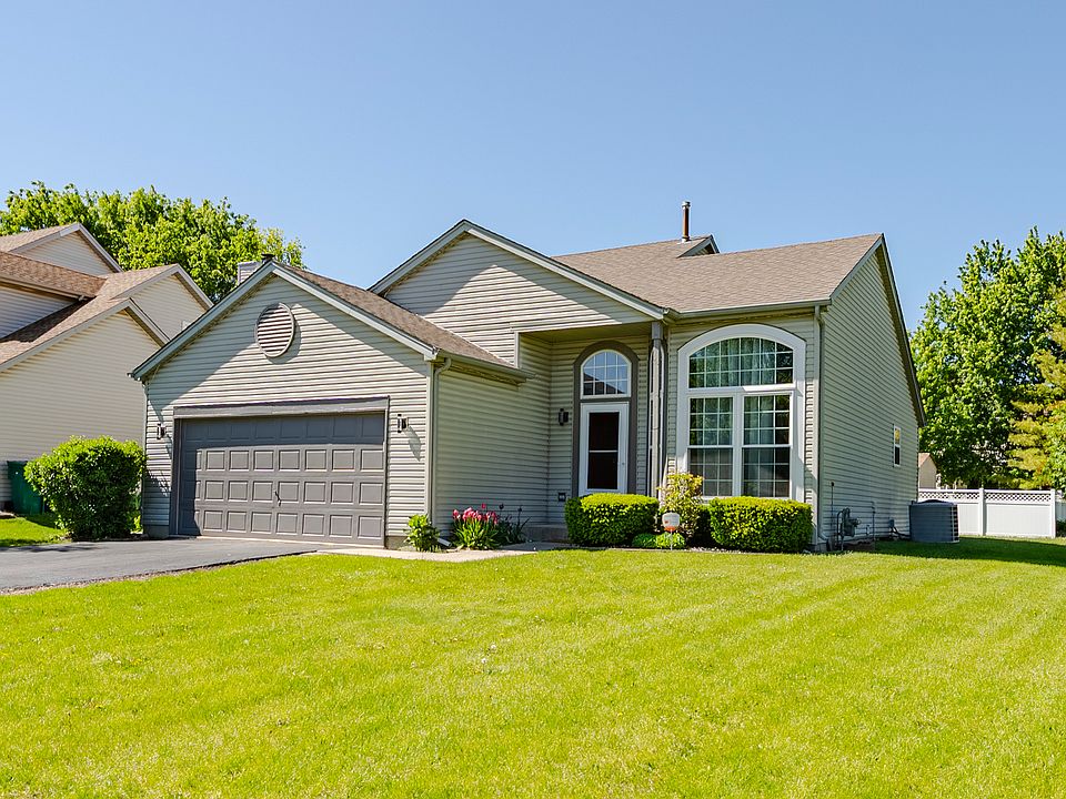 1st image of 24104 Primrose Cir