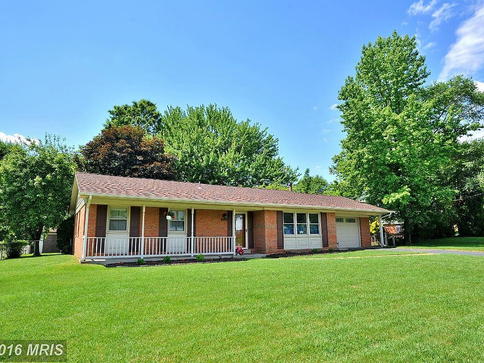 1st image of 5707 Helmsdale Ln