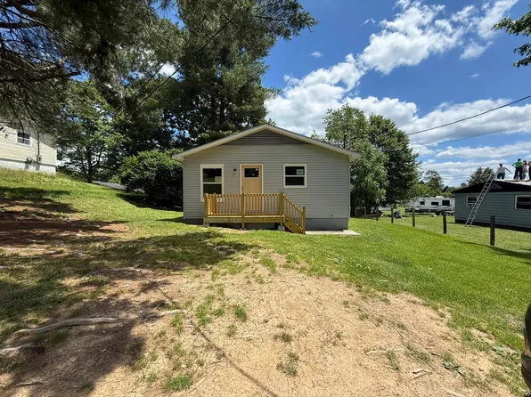174 Oneida Dr, Craigsville, WV 26205