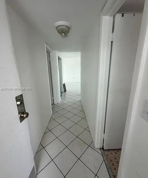 2001 Bay Dr #301 — Photo 2