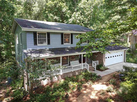 2nd image of 3829 Cumberland Ct