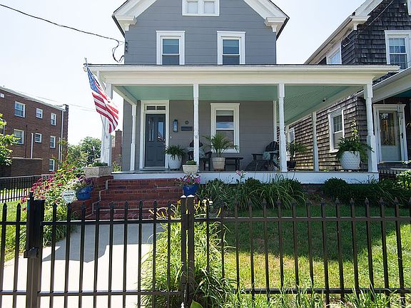 5th image of 102 Vue De Leau St
