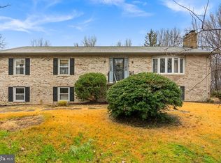 13100 Croom Rd, Upper Marlboro, MD 20772