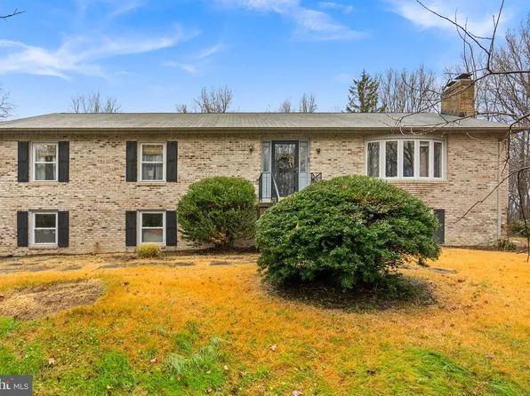 13100 Croom Rd, Upper Marlboro, MD 20772