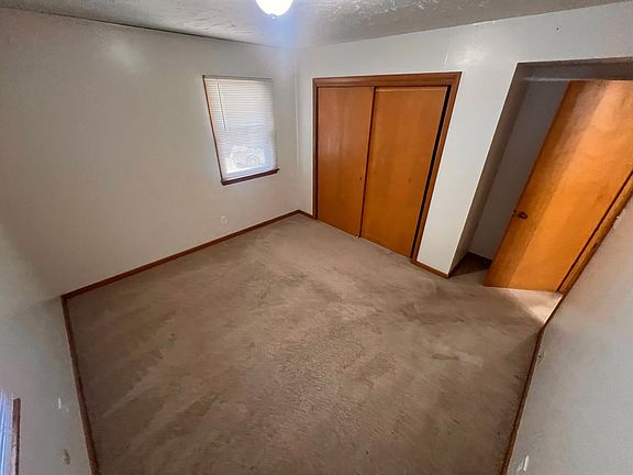 3rd image of 2335 B St APT 6