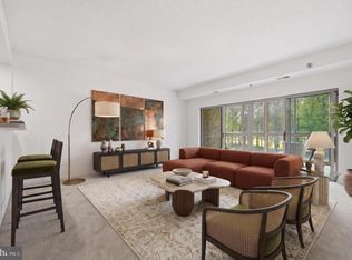 3005 S Leisure World Blvd APT 318, Silver Spring, MD 20906