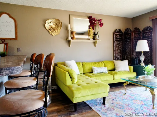 1522 Harbor Point Dr #E205, Osage Beach, MO 65065