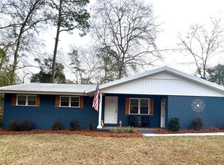 220 N Ridgewood Dr, Statesboro, GA 30458