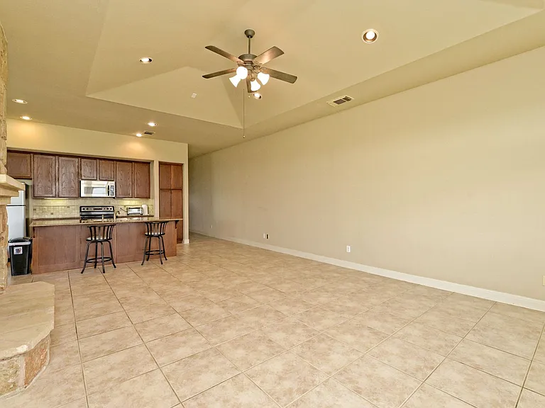 1908 Kahala Sunset Dr #H — Photo 8