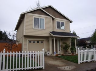 16139 SE Madison Ct, Portland, OR 97233