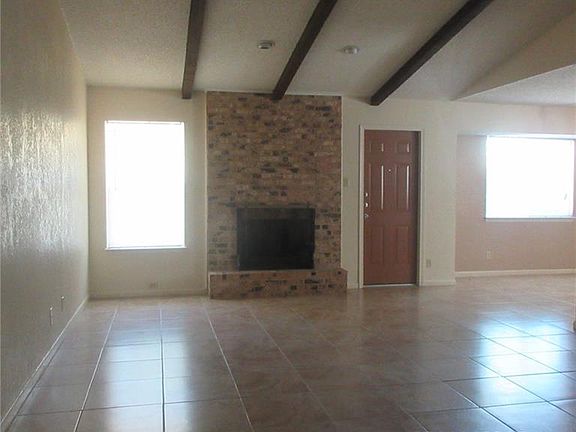 3rd image of 4209 Prairie Dr