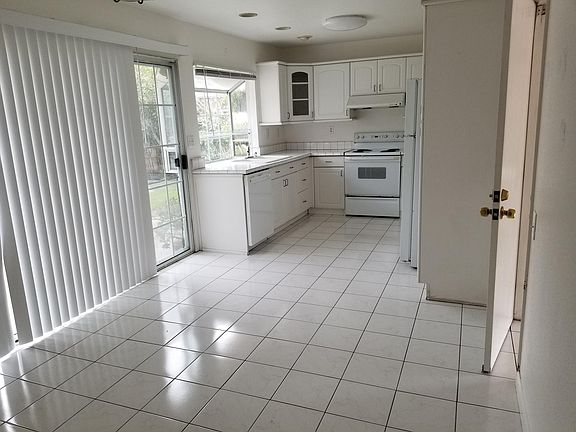 2nd image of 3859 Shovler Lake Ct