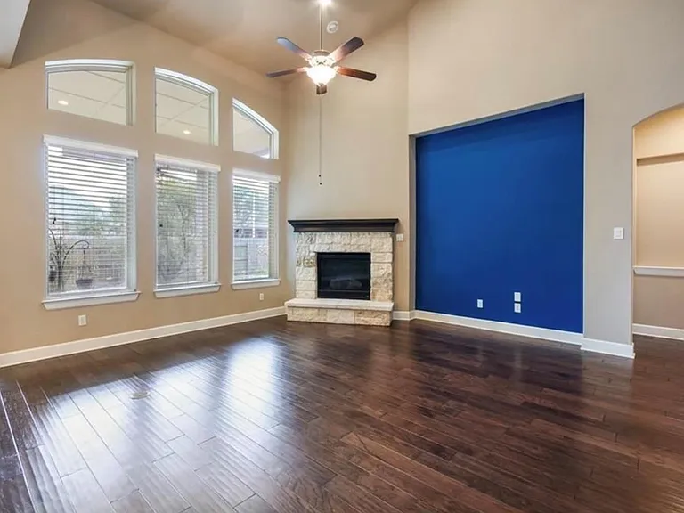 213 Simmons Dr — Photo 18
