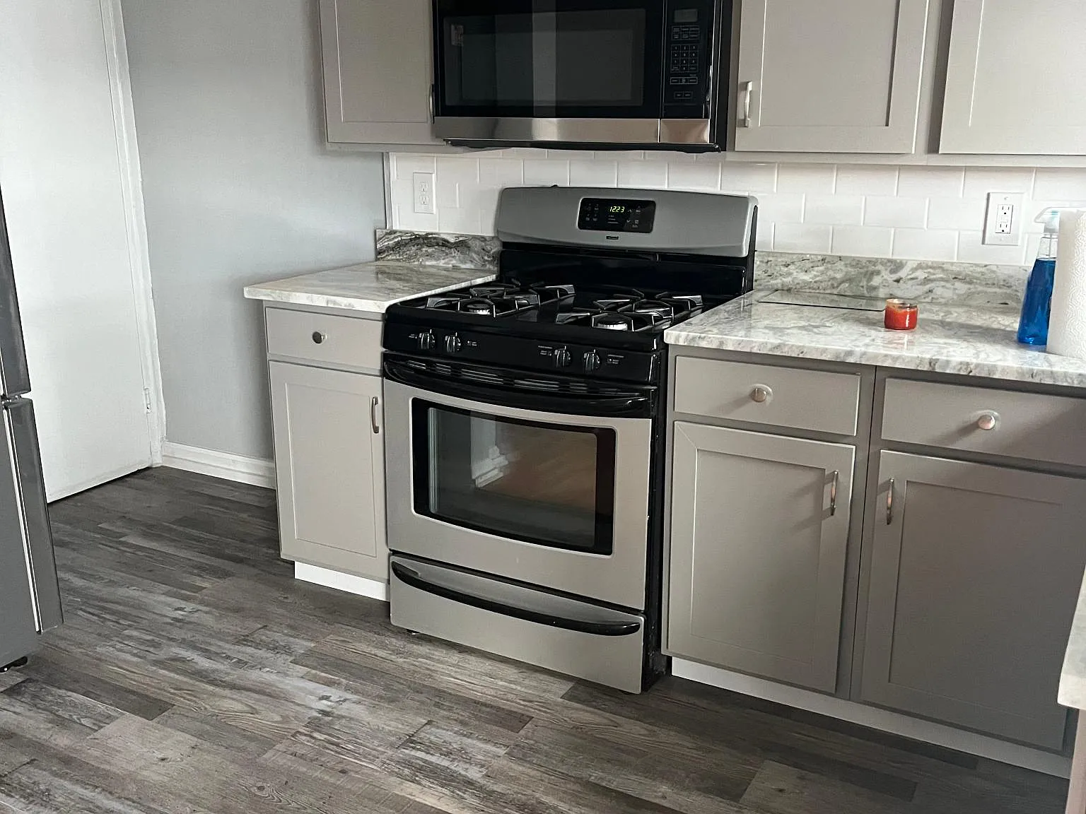 3305 Wallford Dr — Photo 1