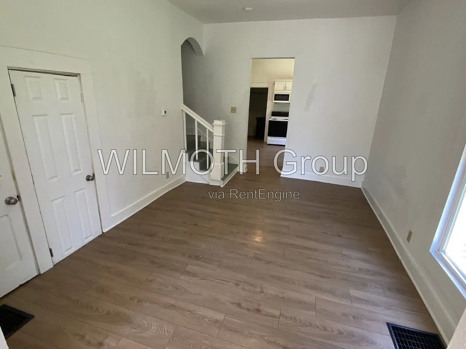 2 bed, 1.0 bath, 1208 sqft, $850 — Photo 4