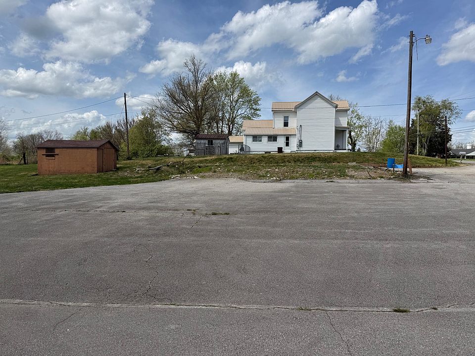 2nd image of 310 Crab Orchard Rd