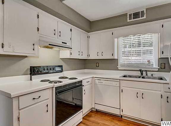 5th image of 4129 Lakepoint Dr