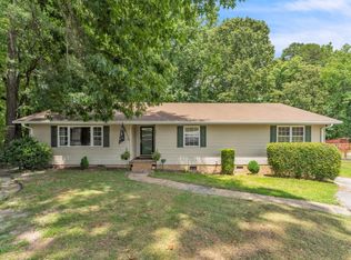 204 Collinwood Ln, Taylors, SC 29687