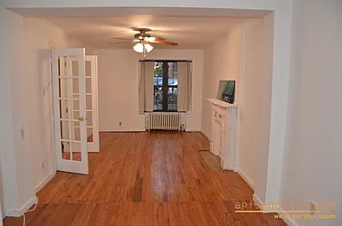 Rented by aptsandlofts.com