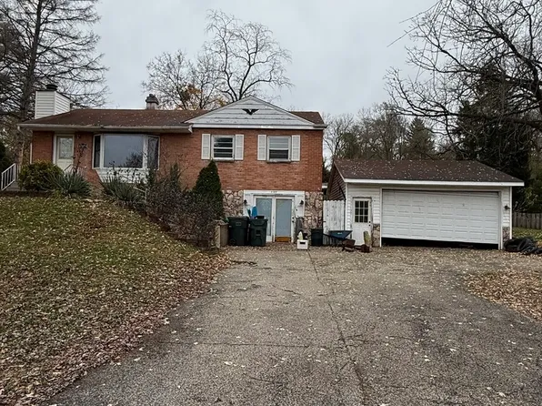 35049 N Edgewater Ln, Ingleside, IL 60041