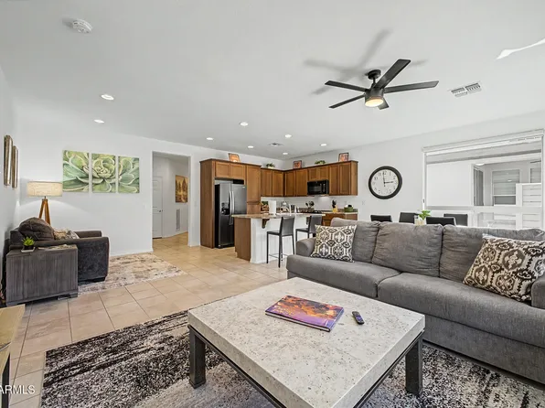 678 E COBBLE STONE Drive, Queen Creek, AZ 85140