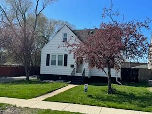 7538 Woodlawn Ave, Hammond, IN 46324