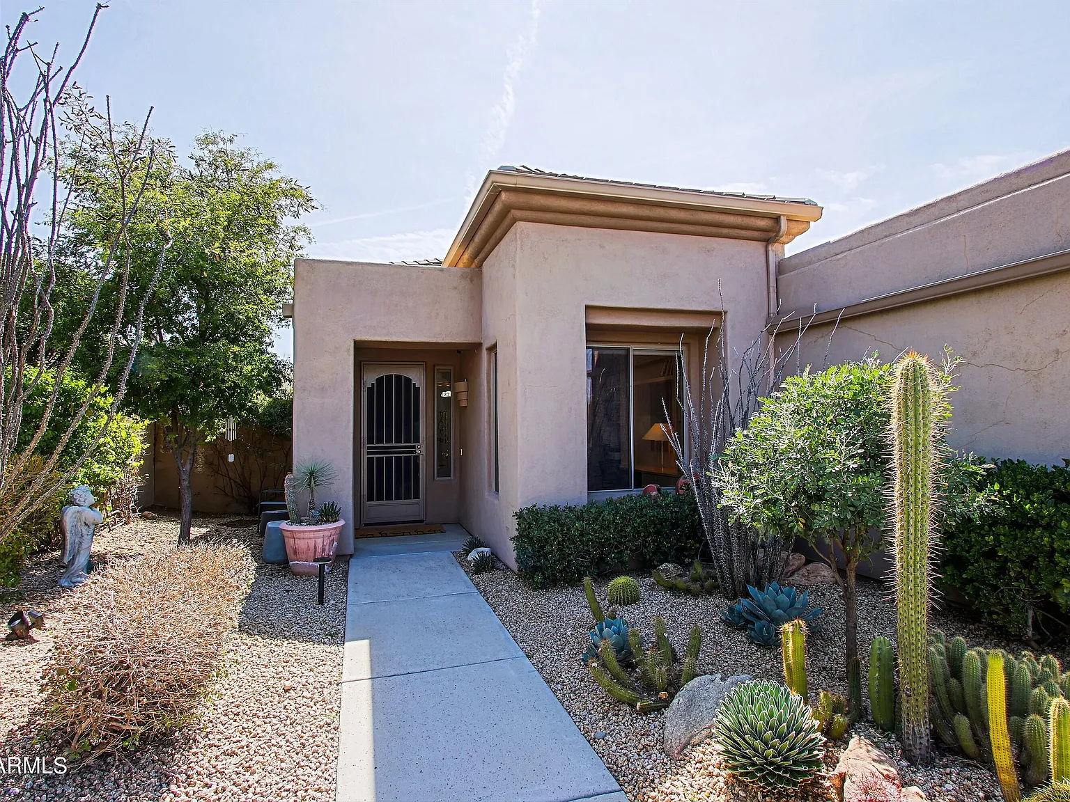 2 bed, 2.0 bath, 1974 sqft, $4,000 — Photo 3
